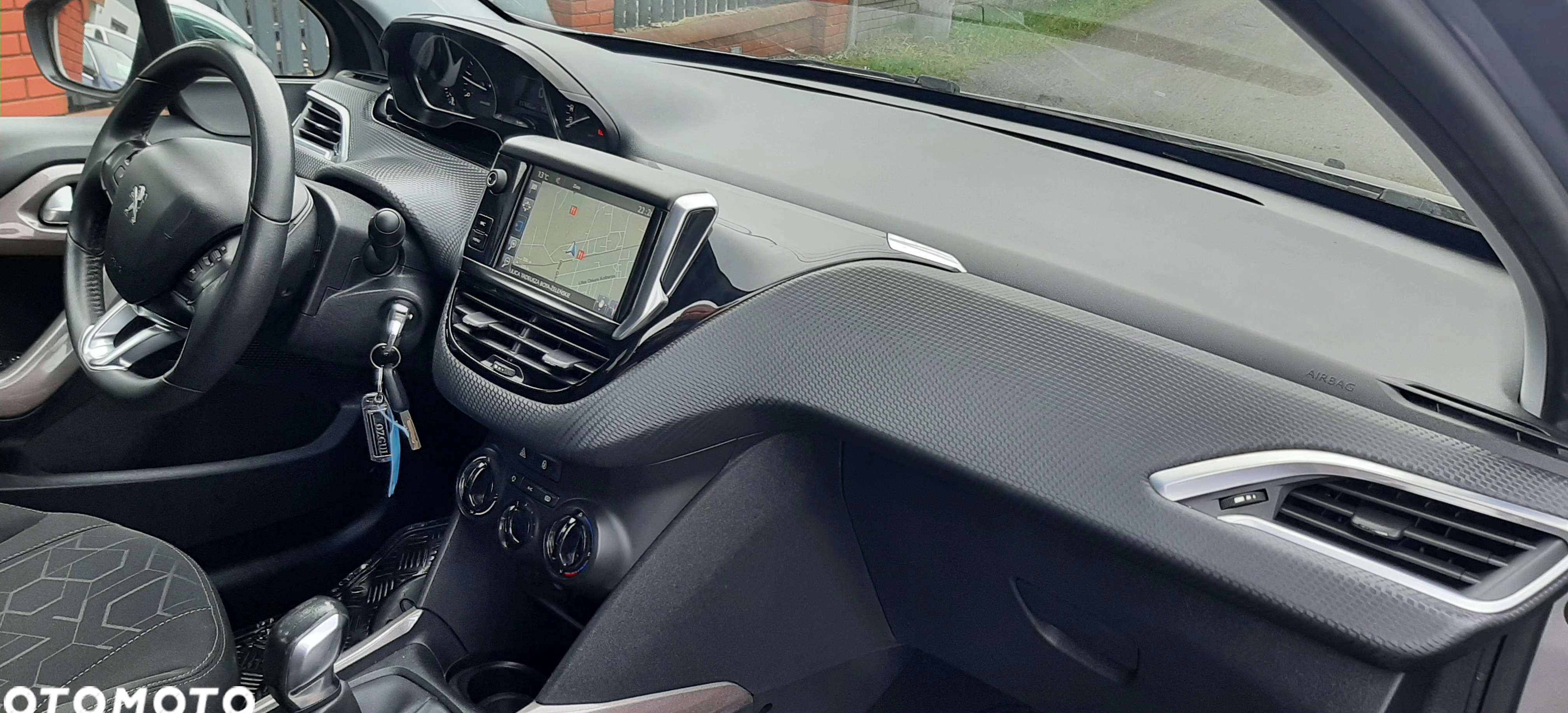 Peugeot 2008 cena 33999 przebieg: 193000, rok produkcji 2015 z Wyśmierzyce małe 301
